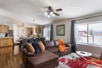 Chic Home in Downtown Driggs!