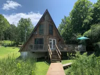 Lakefront Aframe Cabin in Hardy on Kiwanie Lake with Kayaks and Private Dock