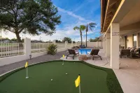 Sunset Oasis: 4 Bed Retreat w/ Pool Heating Included! Stunning Golf Course Views