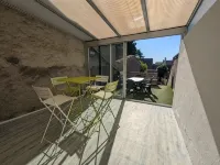 In the heart of the historic city of Langres, Ville d'Art et d'Histoire. Ξενοδοχεία στην πόλη Langres