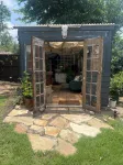 The Garage Suite – Eclectic Chic Studio in the Heart of Plano - Homestays