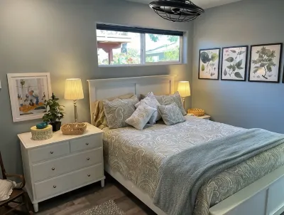 Encanto Cactus Flower Casita Hotels in Encanto