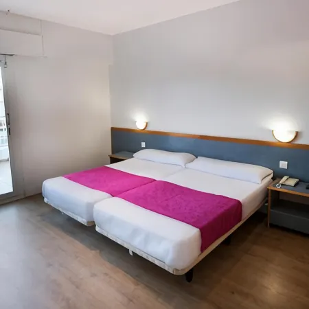 Hotel Brisamar Suites