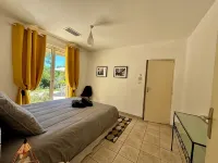 Les Jardins du Carignan - Jolie Maison sur un Terrain de 1300m2 en Centre Ville - 3-Star
