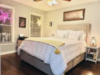 Cozy 2-bedroom Townhome with free parking in charming Downtown Chattanooga - Boutique