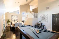 Prime Location, Heated Pool, Fun Game Room, Putting Green, Outdoor BBQ, & More - อ่างจากุชชี่