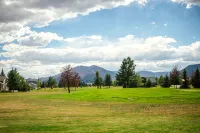 Golf Course Home Amazing Mtn-Views/HotTub/Star Gazing/Ski/Hike/Golf/Gather/WiFi - 4-Star