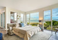 Oceanfront Relaxation in Rockaway Beach - 4-Star