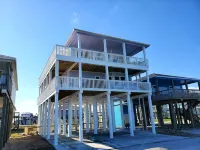 ON THE ROCKS-LUXURY OCEAN FRONT WITH OUTSTANDING UNOBSTRUCTED VIEWS - 4-Star