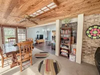 Homosassa River Retreat with Pool, Dock, Fire Pit & Water Sports - 4-Star