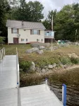 Peaceful Waterfront Toddy Pond Retreat