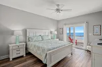Stunning Gulf-Front Sunsets! Private Heated Pool, Elevator, Well-Stocked Kitchen - 4-Star
