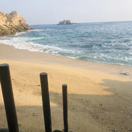 Exclusive Villa with Private Beach and Beautiful Views to the Pacific Ocean