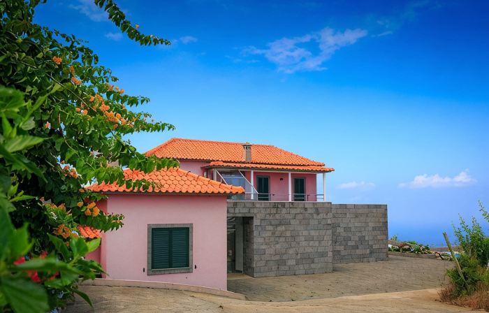 A Casa do Lagar In a peaceful and solitary area with a pleasant climate all year