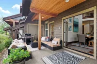 Family-Friendly Suncadia Home w/ Hot Tub - 4つ星