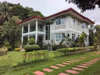 Camiguin Lanzones Resort - parking