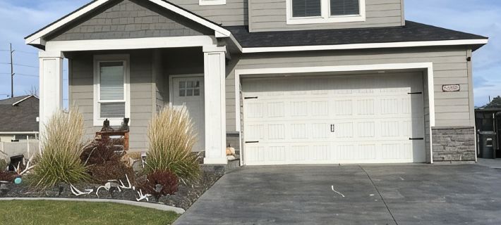 New, 3 Bedroom Home Centrally Located in Moses Lake with Room for all Your Toys! Hotels in Moses Lake