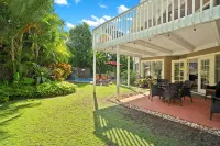 3 Bedrooms with Baths, Air Conditioning and Heated Pool Near Grand Hyatt.
