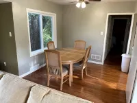 Downtown Ames Peaceful Getaway - Homestays