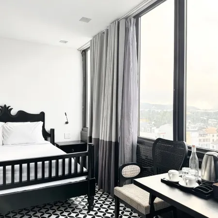 Cuu Long Hotel