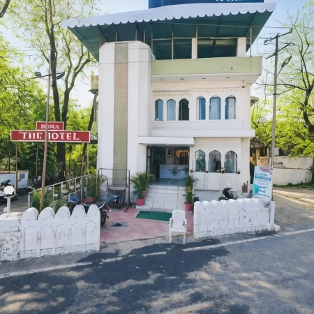 Ramma TheHotel - 200 Mtrs from Nakki Lake