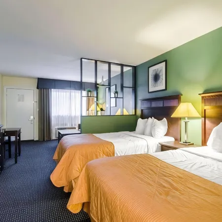 Rodeway Inn & Suites Williamsburg Central