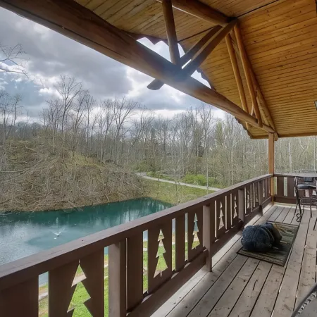 Timber Frame Country Retreat. Close to Ark Encounter, Creation Mus.-Entire Home