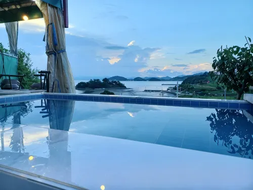 Yeosu Artist Pension - Private Pools