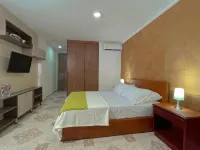 普拉多七十二號旅館 - 3 星級