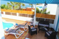 Privilege Bay- Villa Delhi-sea view and natural park view. Beach front location. - Villas