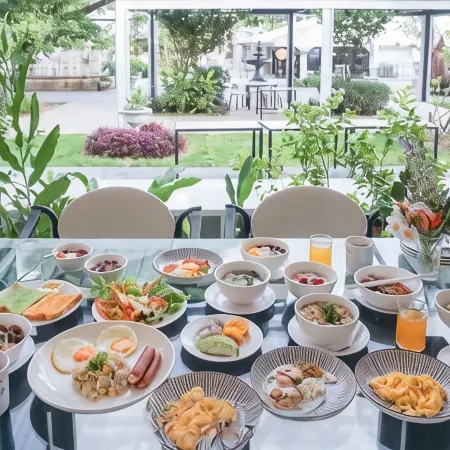 Tree Tara Hotel -