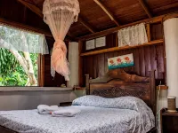 Chalet Hibiscus Hotels in Cahuita