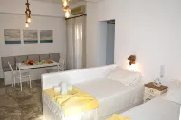 Golden Star Praxitelous - Pet friendly