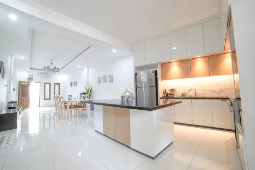 Spacious Family-Friendly Villa with Swimming Pool - Villas