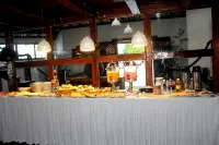 Rede Andrade Galeão - Desayuno