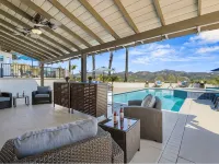 Panorama Peak Luxury Retreat パウウェイのホテル
