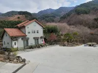 Hadong Healing Garden Pension - 3-Star