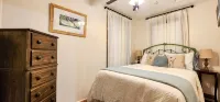 Roddy's Roost Lakefront Cabin - Hot Springs AR - Hytter