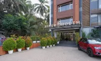 Nexstay River Mouth International - parking