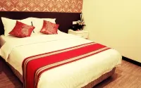 Adel Hotel