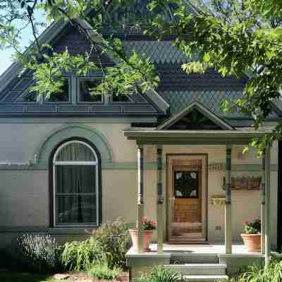 Elegant 3-bedroom Victorian house in Denver's Lower Highlands Hotel Exterior
