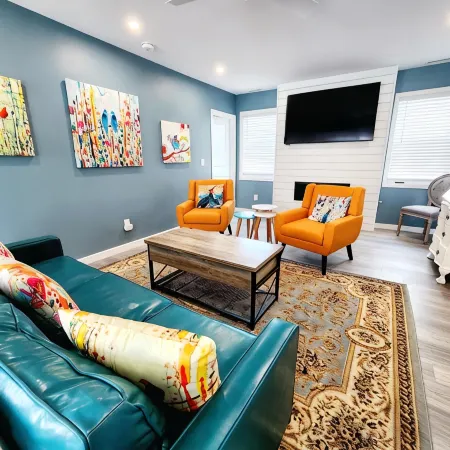 The Nest: Charming 3-bedroom house in Brigantine~Steps to Beach! Отели в г. Бригантин