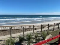 Condo on oceanfront property less than mile from boardwalk - Private Pools