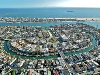 Steps to Beach & Alamitos Bay on LB Peninsula - Bungalows