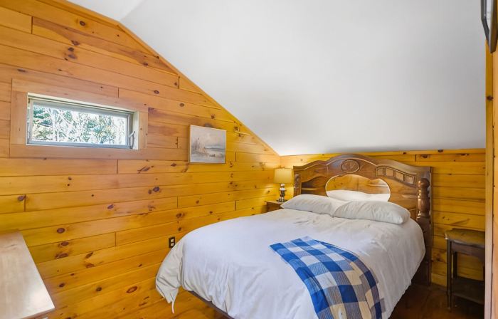 Picturesque Cabin - Lake Access, Arcade, Fireplace