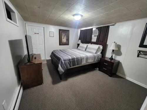 Charming 1-bedroom apartment in fabulous Downtown Galena with WiFi, AC - 2-Sterne