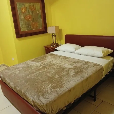Charming 1-bedroom apartment with AC and WiFi in gorgeous Philipsburg