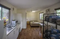Aurora Kakadu Lodge - Bãi đậu xe