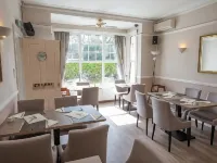 The Corner House Hotel Hotel a Horley