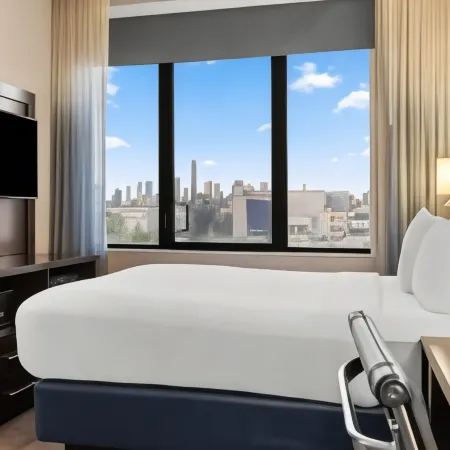 Comfort Inn Prospect Park-Brooklyn Отели рядом с достопримечательностью «Союз Холл»
